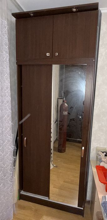 Продается 2 шкафа
