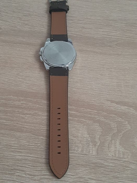 Ceas Casio MTP-1314P-7AVEF – Design Clasic, Curea Piele, Stare Bună