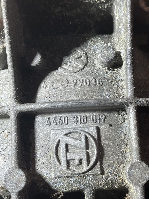 Diferential spate 4460 310 019 Audi Q7