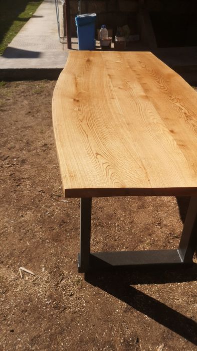 Vând masa din stejar