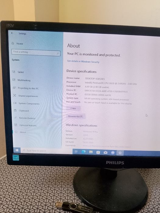 Calculator Dell sistem complet. Tastatura mause. Sistem audio subufer.