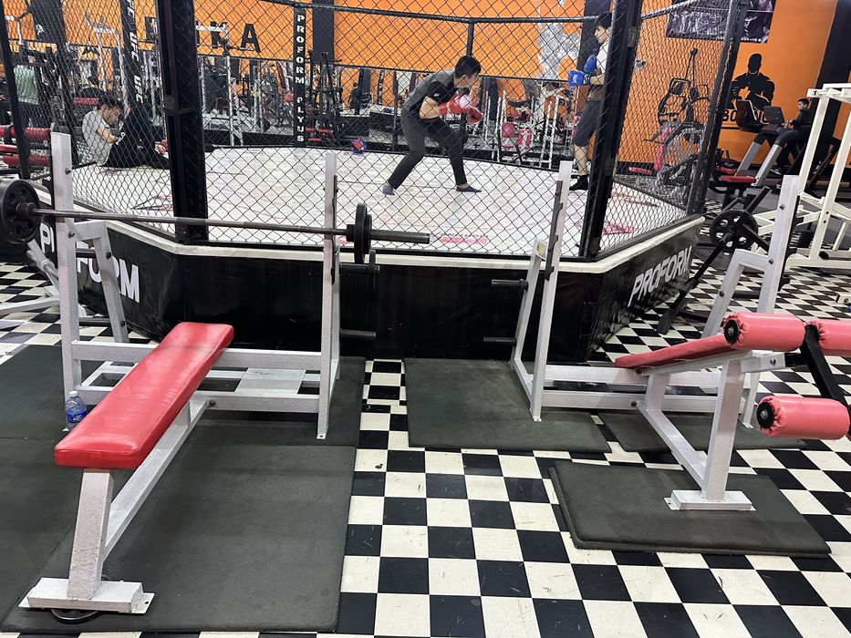 Тренажерлар сотилади б/у октогон