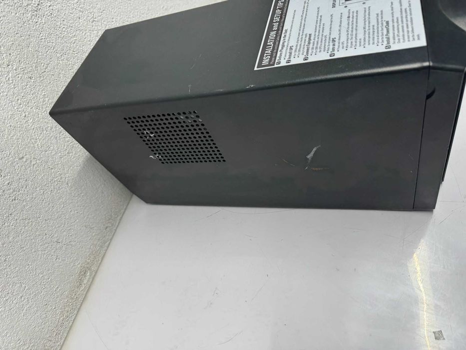 UPS Устройство - UPS APC Smart-UPS C 1000