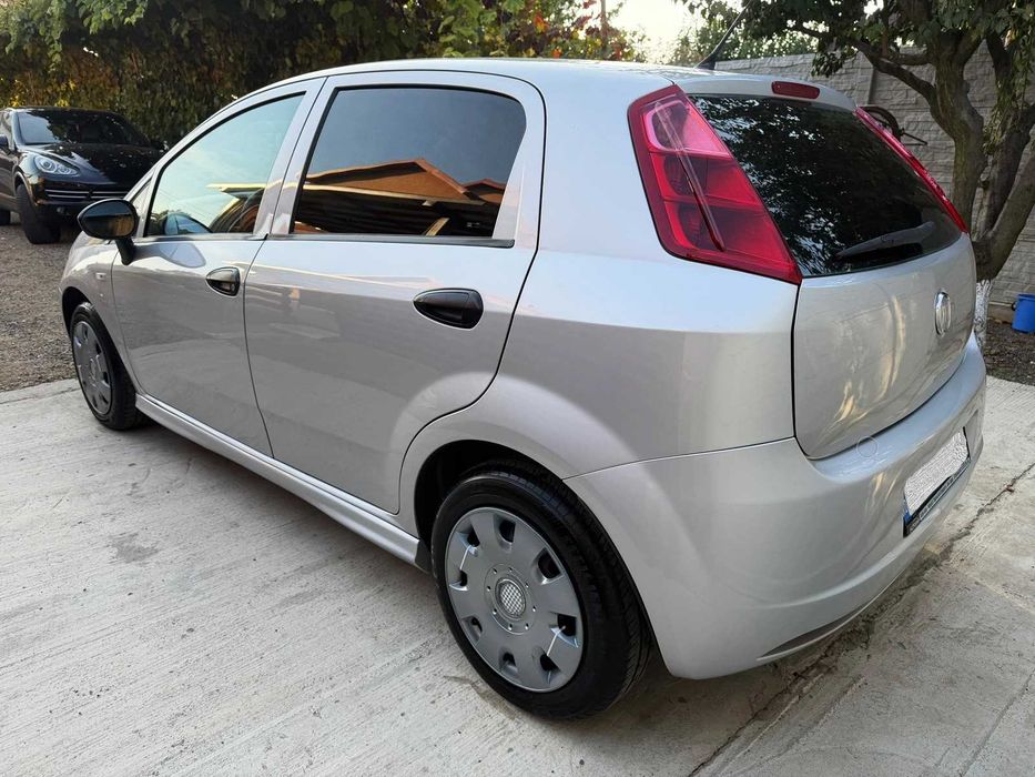 FIAT Grande Punto 2011 — imagine 4