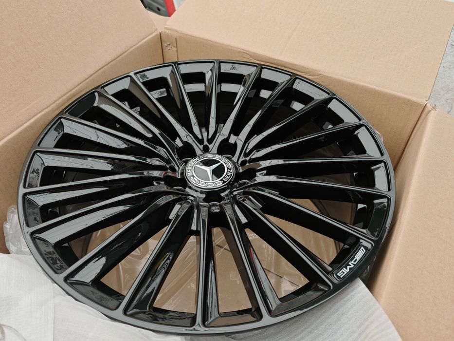 vand jante de aliaj pentru Mercedes pe 19 marca carbonado