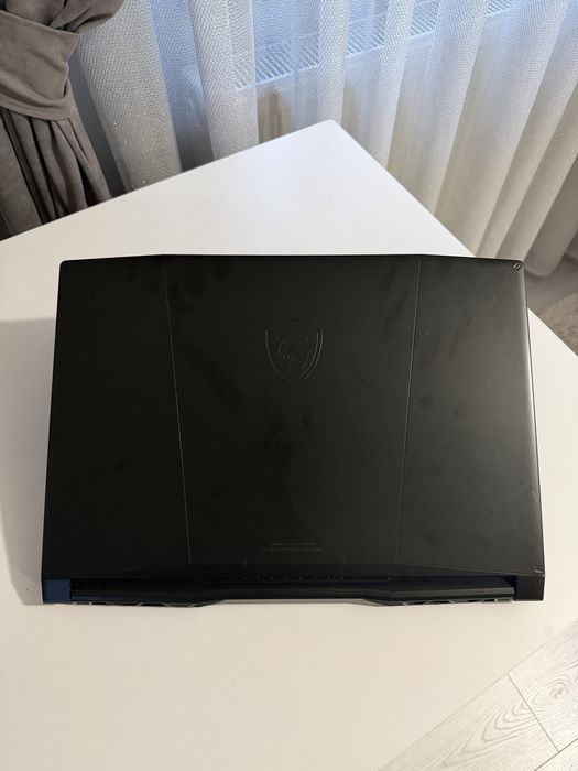 Laptop gaming MSI KATANA A15 procesor AMD RYZEN 7 8845HS 5.1gGHz 16GB RAM DDR5, placa video NVIDIA GEFORCE RTX 4060 8GB GDDR6, FULL HD IPS 144Hz