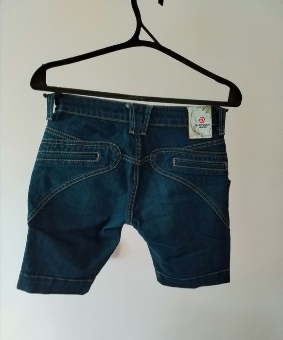 Продаю брюки и джинсы