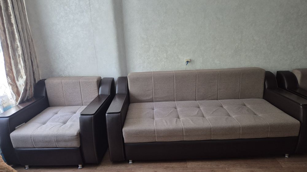 Диван с креслами