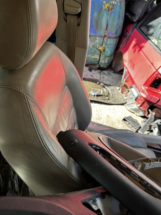 Салон за Шкода Superb