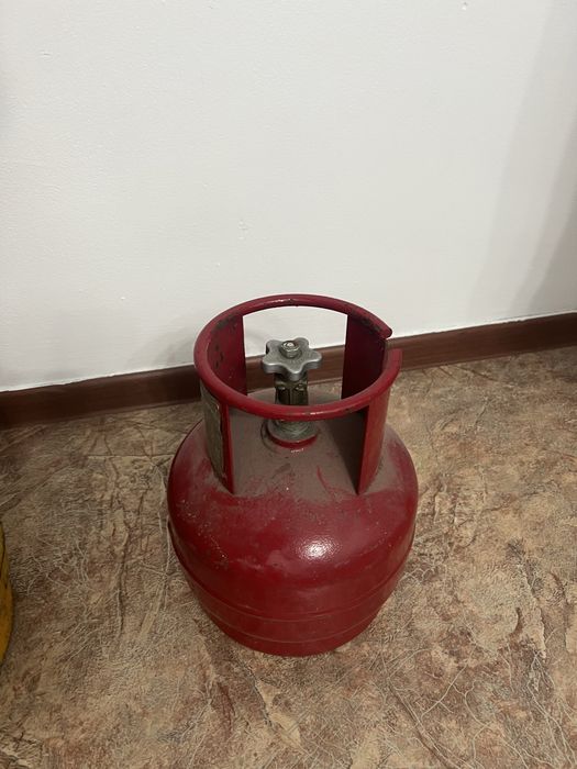Продам газовые балоны