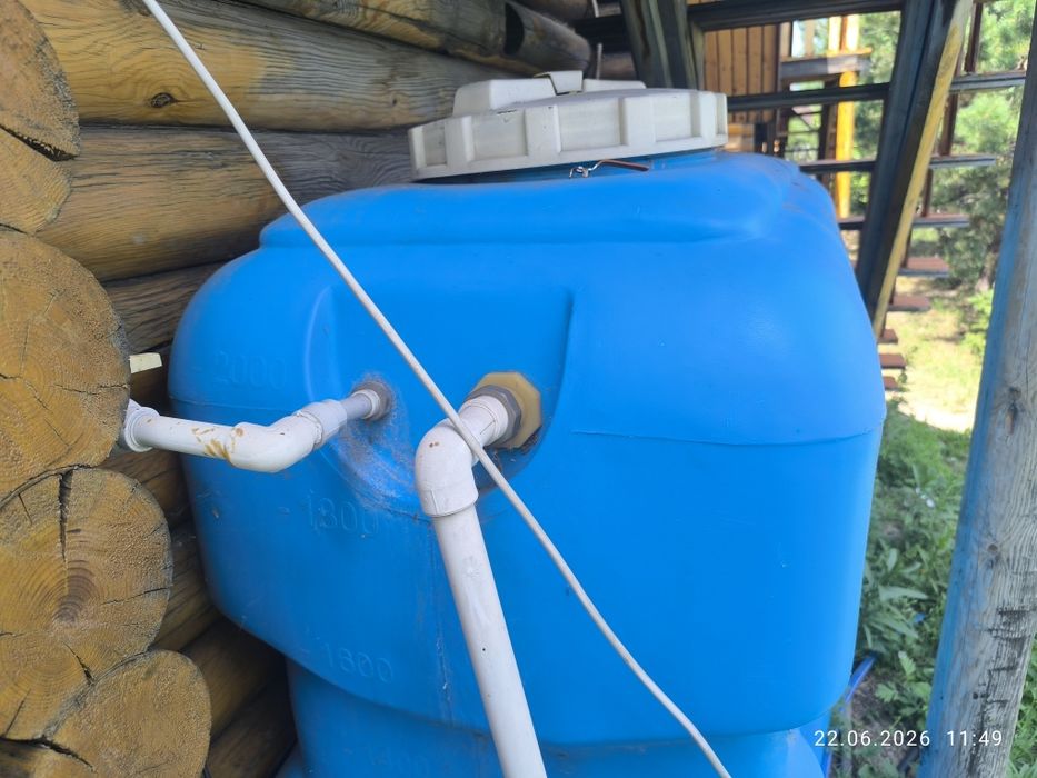 Емкость для воды 2000л