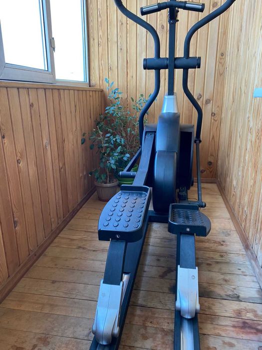 спортивный тренажер