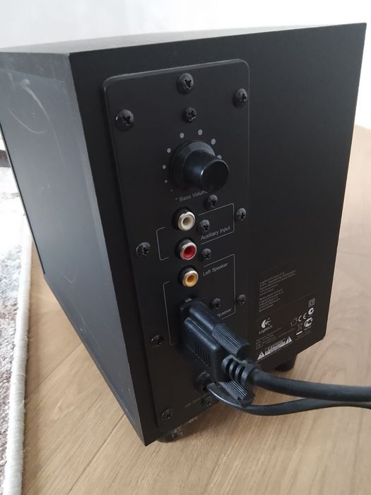 Калонка Logitech Speaker System Z323