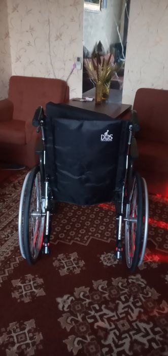 Инвалидная коляска