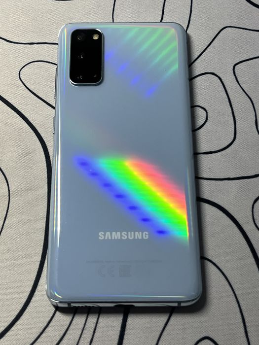 Samsung S20 8/128 ГБ
