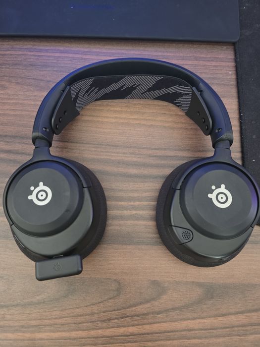 Caști gaming steelSeries nova 5