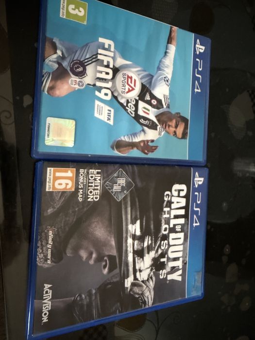 FIFA 19  И CALL  OF  DUTY  GHOSTS В отлично състояние