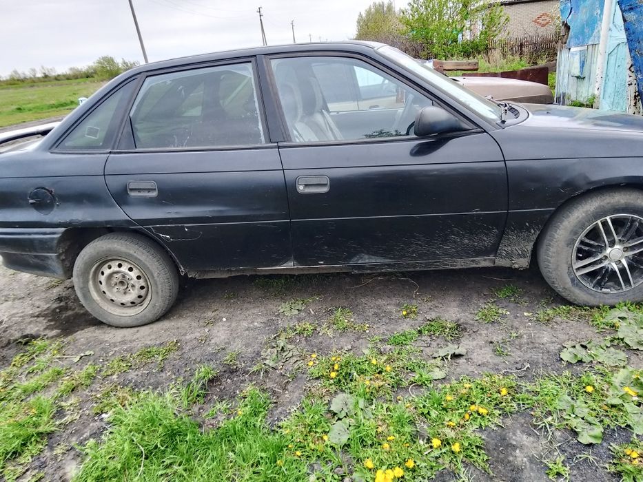 Продам машину на ходу Опель астра
