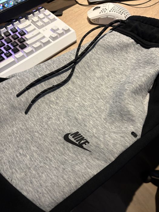 Nike tech fleece