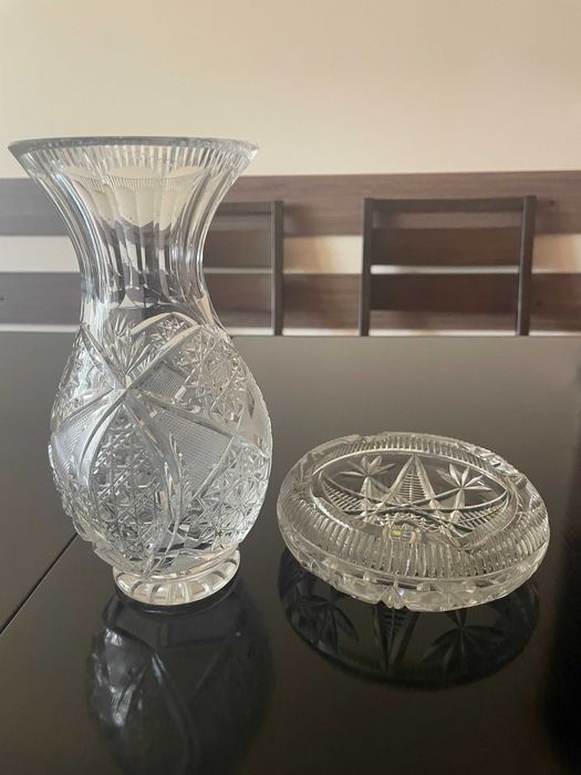 КРИСТАЛНА ВАЗА И ПЕПЕЛНИК