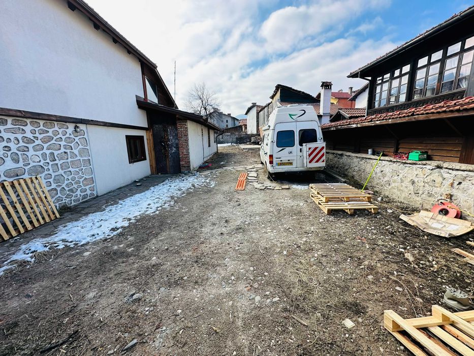 Продава се Къща в Банско - 250 кв.м за 1400 €/кв.м - Снимка #2