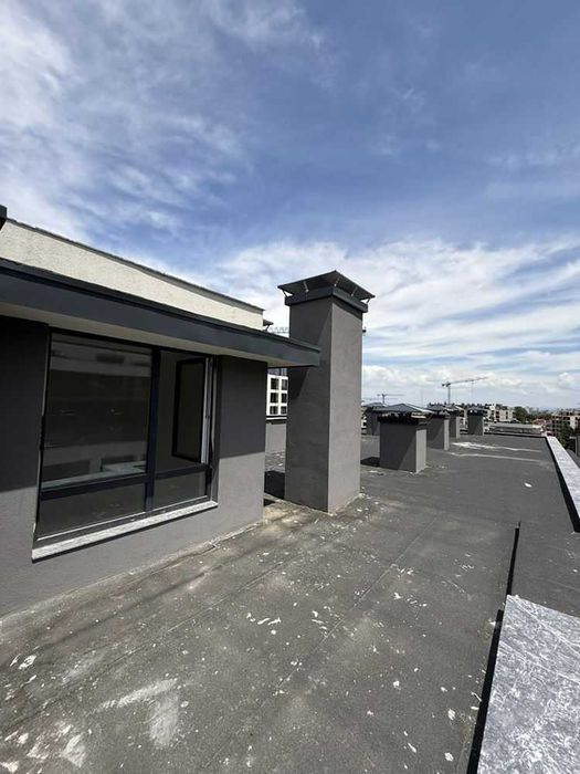 Тристаен апартамент за продажба Кръстова вада