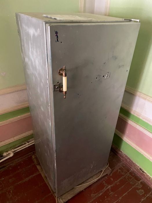 Холодильник рабочий