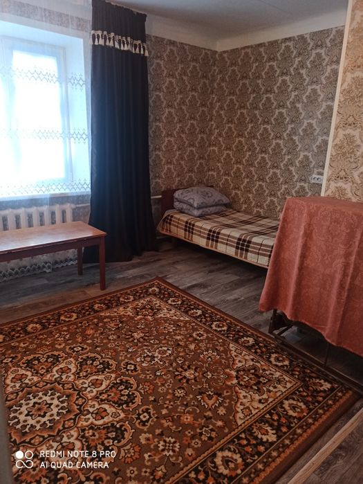 Посуточно 1 комнатная.