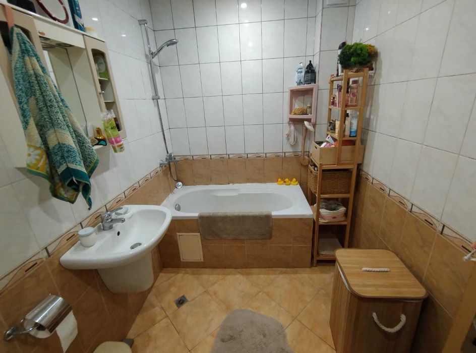 Без Комисиона Тристаен 110 м²