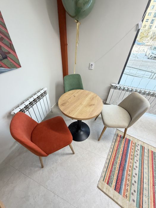 Продам стол круглый , диаметр 60