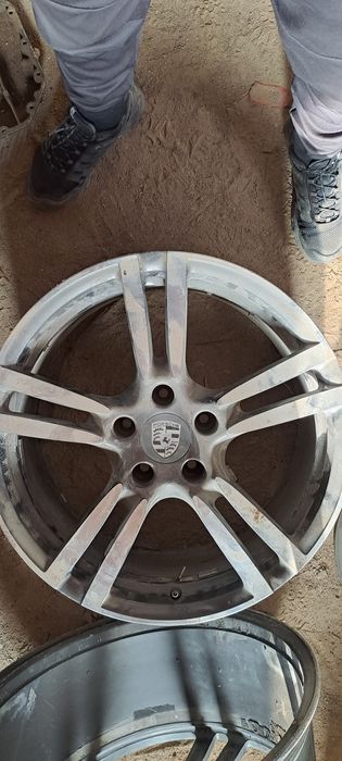 Диски Р 20 на порше и вмв 8 штук