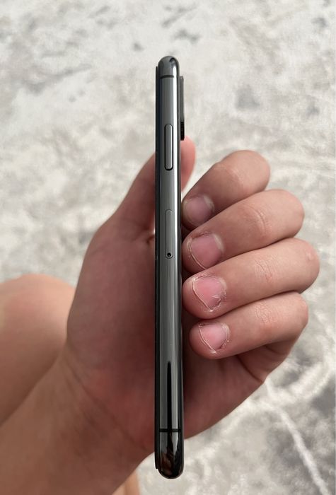 iPhone XS Black 64 GB
