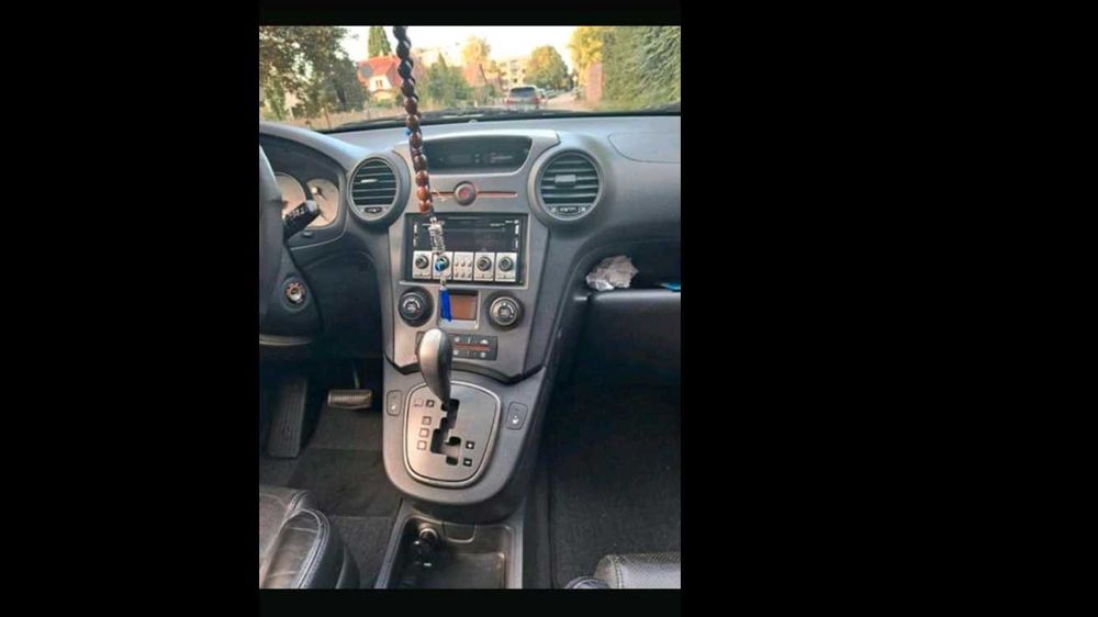 Продава се само на части Kia Carens III , 2009 година ,автоматик!