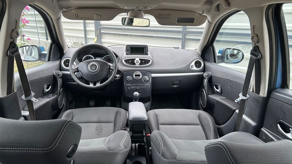RENAULT Clio 2010 — imagine 5