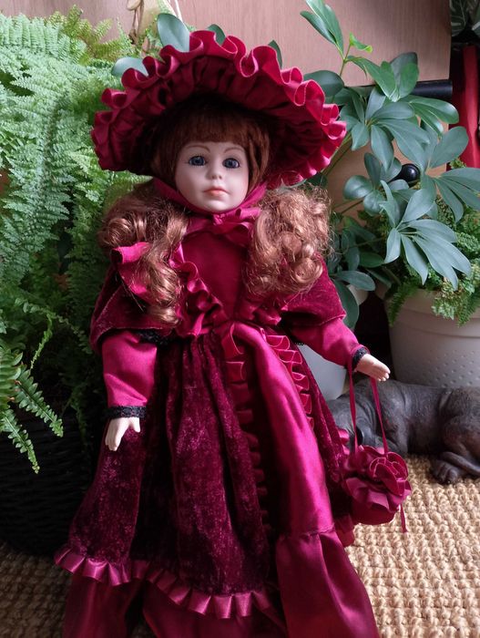 Порцеланови кукли