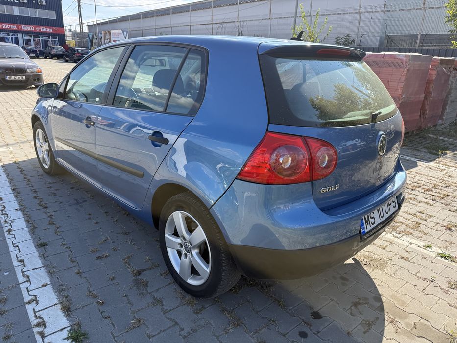 Golf 5 1.6 Benzina