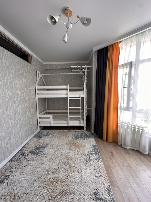 Продается 3 комнатная квартира