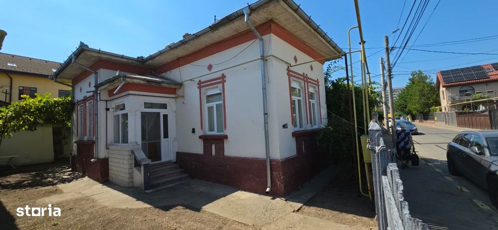 Casa Zona Centrala Langa Colegiul Mihai Eminescu Bacau
