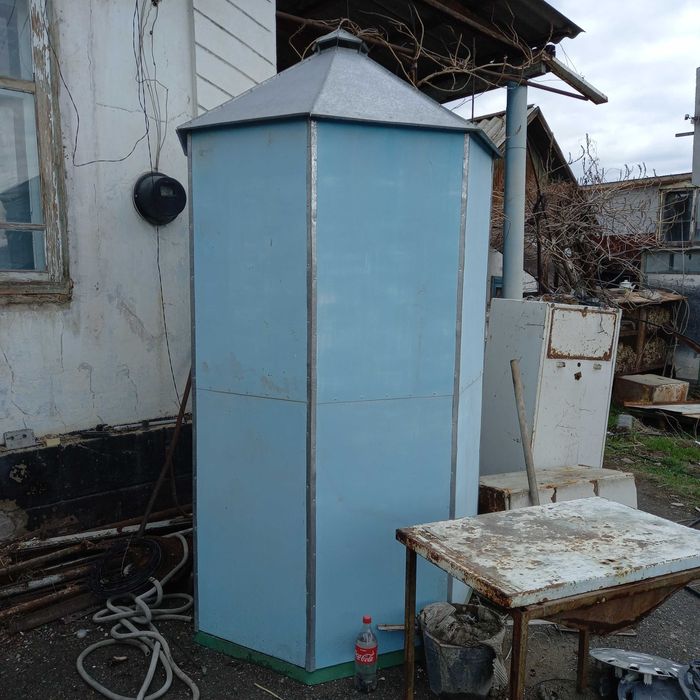 Туалет надворный