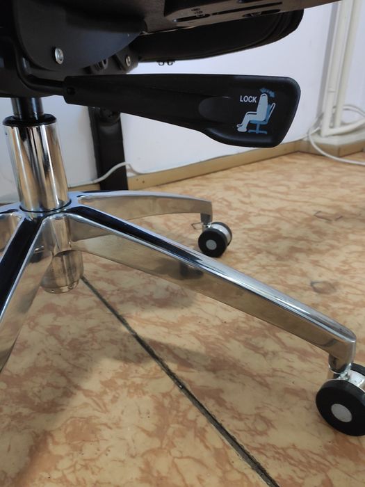 Ергономичен офис стол ChairPro VERONA - естествена кожа,