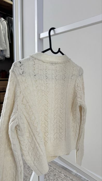 Продам кофту. Очень красивая. Размер 42-44