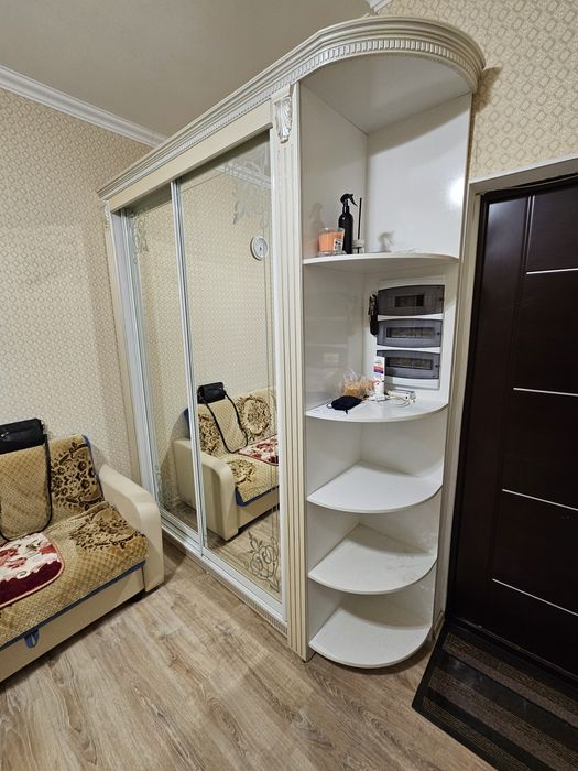 Продам шкаф-купе