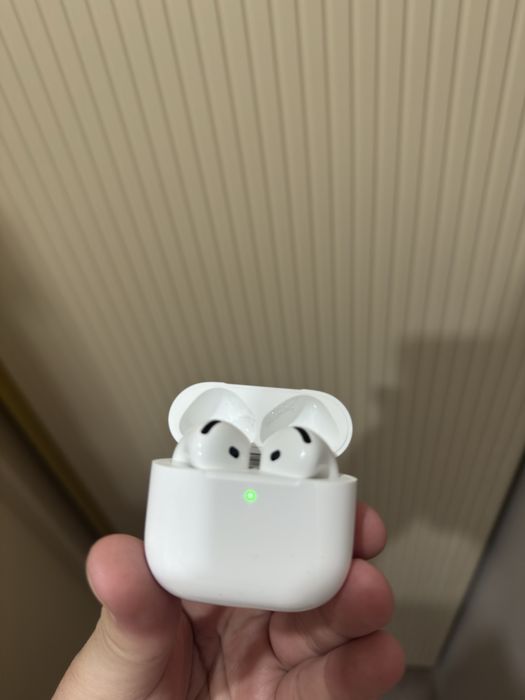 AirPods4