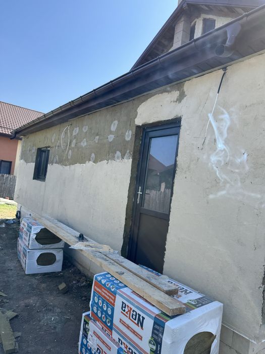 Servicii de termosistem Vata Bazaltica/Polistiren inclusiv decorativa