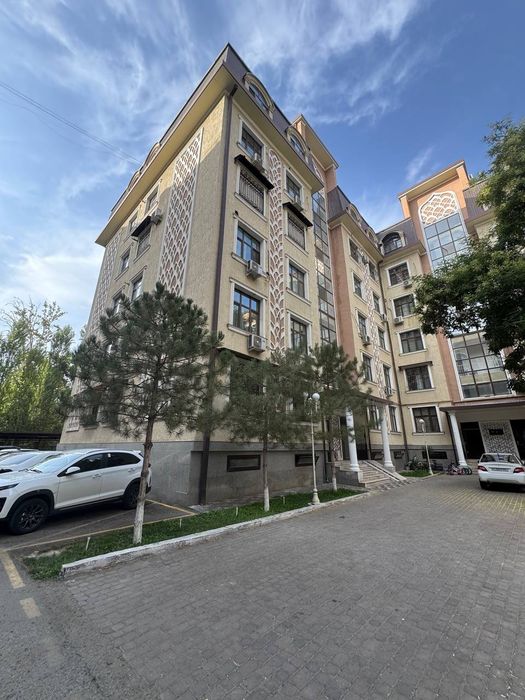 Шохсарой ресторан олдида новостройка