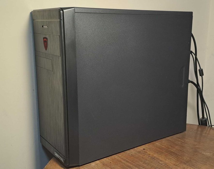 Гейминг Компютър