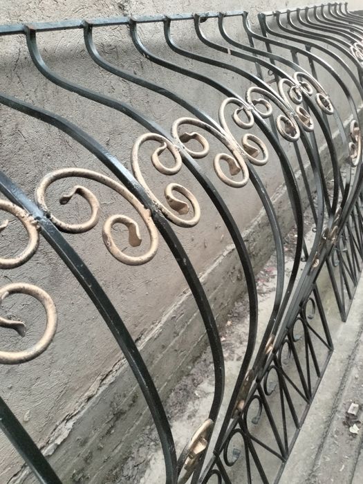 Темир решетка терезеге