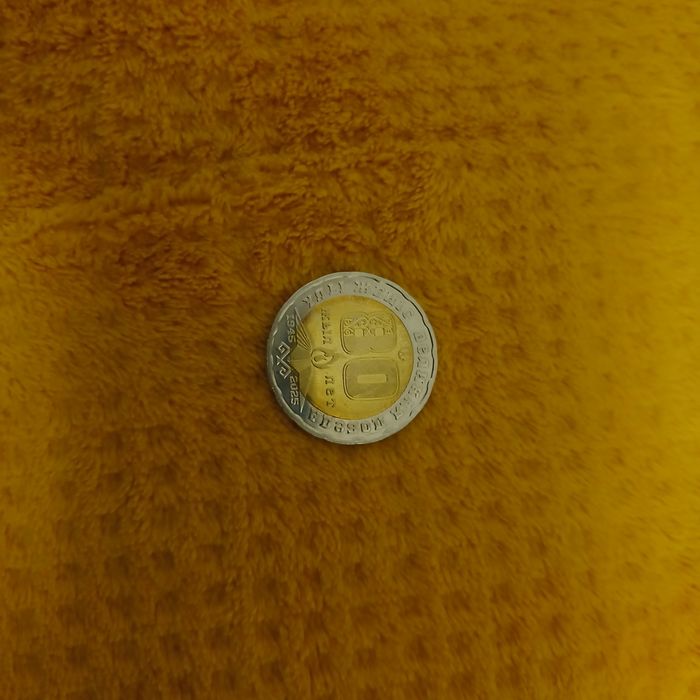 Особые монеты продам