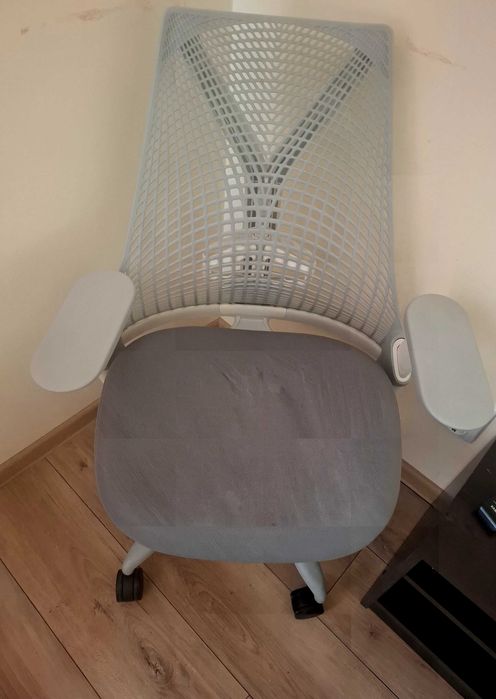 Scaun rotativ de birou