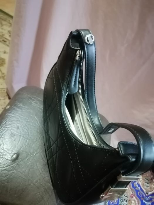 Продам сумку чёрного цвета